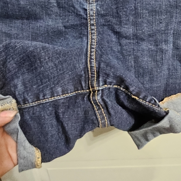 5 Inch Perfect Vintage Stretch Mid-Rise Short - Picture 4 of 5